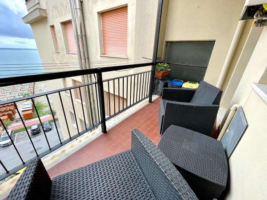 Casa Conchiglia Villa วาโด ลีกูเร ภายนอก รูปภาพ